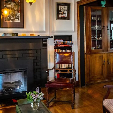 Au Loup, Maison Elegante-2